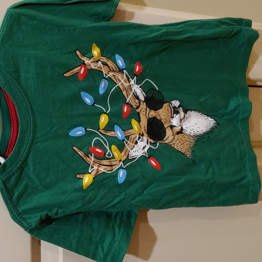 Holiday kids xs t-shirt green